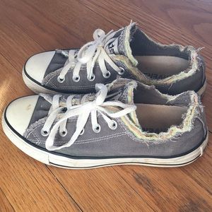VINTAGE taupe converse with fringey colored lining